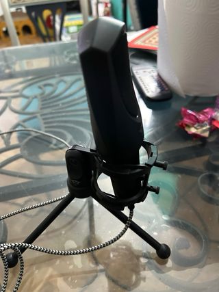 Micrófono Trust GXT 232 con trípode