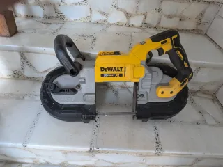 Sierra de cinta Dewalt