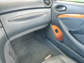 Mercedes-Benz  CLK 2004