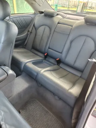 Mercedes-Benz  CLK 2004