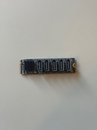 Adaptador NVME M.2 a 5x SATA