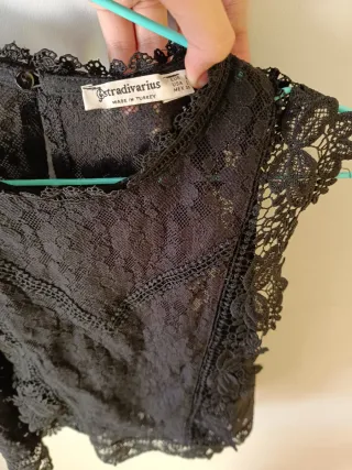 Camisa Stradivarius encaje negra Talla L