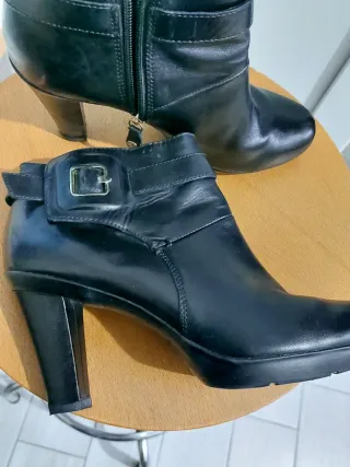 Stivali Geox neri donna