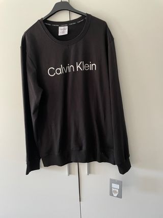 Sudadera Calvin Klein Negra