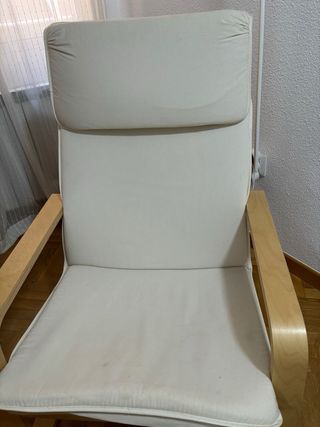 Sillón cómodo madera y beige IKEA