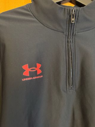 Camisola Under Armour Preta e Vermelha