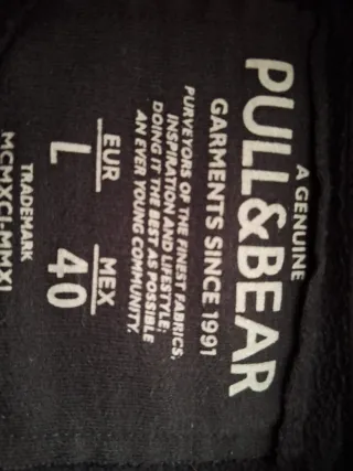 Sudadera Pull&Bear chico negra