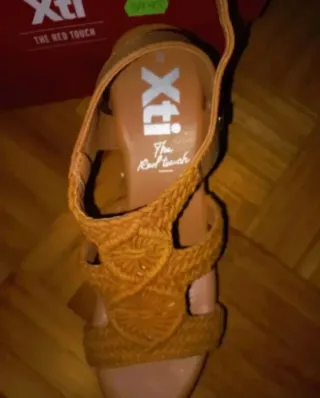 Cuñas mostaza - Xti Talla 38