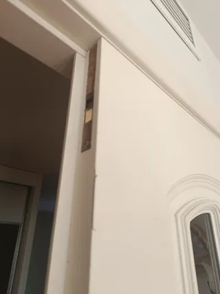 Puertas madera maciza lacada blanco