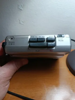 Grabadora Sanyo CUE & REVIEW M-1060C