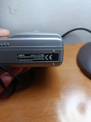 Grabadora Sanyo CUE & REVIEW M-1060C