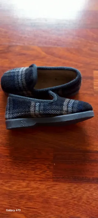 Zapatillas de estar por casa a cuadros