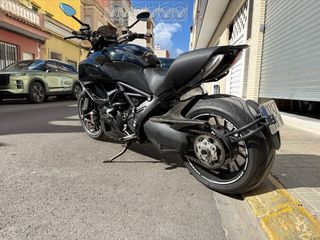 Ducati Diavel 1200 Negra