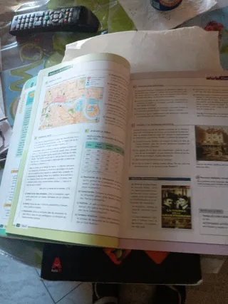 Libro Historia del Mundo Contemporáneo.1⁰ Bachille