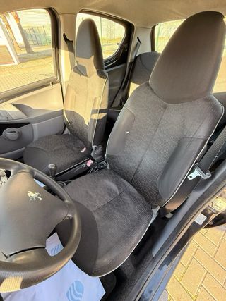 Peugeot 107 2009