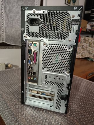 PC Acer Q8200 Retrogaming Windows XP