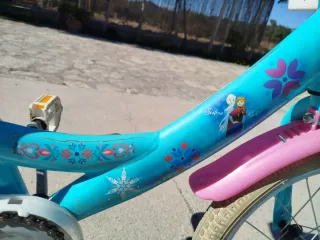 Bicicleta infantil 16 azul y rosa