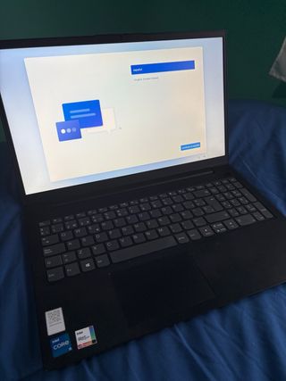 Lenovo V15 G2 Intel i5 11ª Gen Win 11 Pro