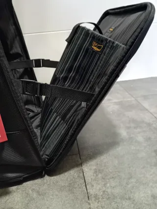 Maletín mochila Gabol.