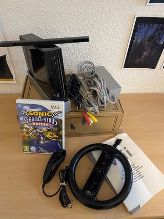 Wii Negra + Sonic Racing + Mandos + Volante