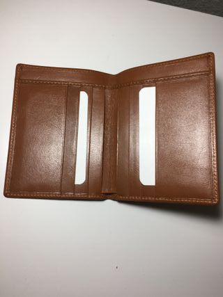 Elegante Cartera de Cuero Marrón