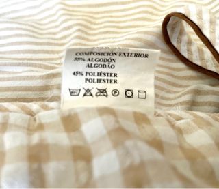 Protector cuna Cuadros Friends, calidez, comodidad