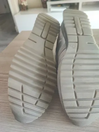 Zapatillas Refresh. Gris/Plata Talla 40