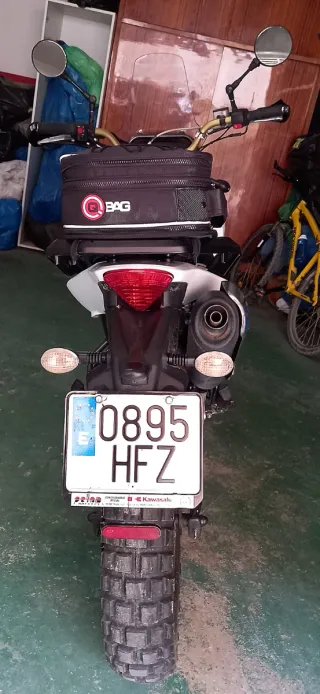 Derbi Terra Adventure 125 2011 Blanca