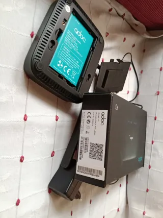 Caja de voz/ Router Adob V3 Negro