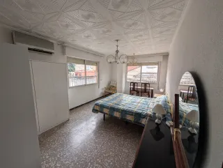 HABITACIÓN EN ALQUILER