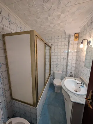 HABITACIÓN EN ALQUILER