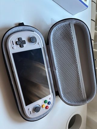 Retroid Pocket 6 Gris/Blanco