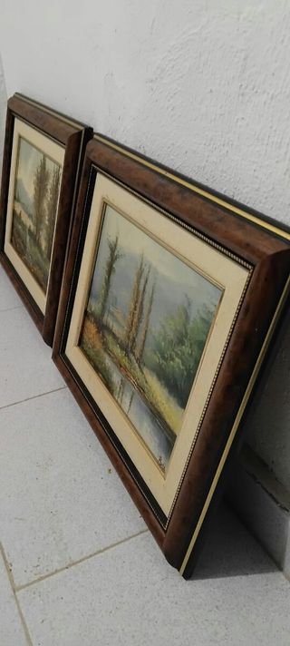 Dos cuadros decorativos