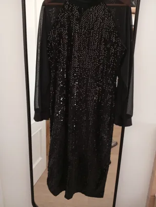 Vestido negro lentejuelas