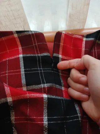 Vestito a quadri rosso e nero Made in Italiy