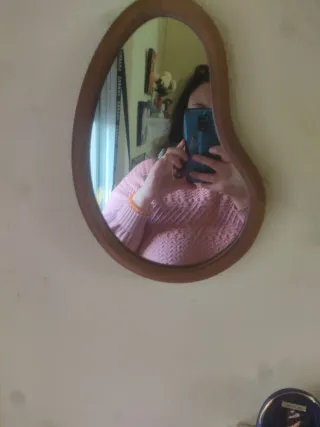 Specchio in legno design organico