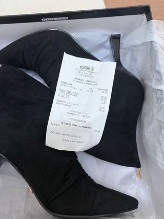 Stivaletti neri in camoscio