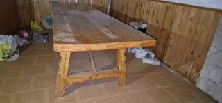 Mesa de bodega de madera rústica, 4 bancas,