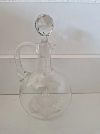 Coppia di acetiere/oliiere in vetro intagliato vintage