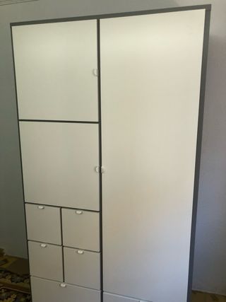 Montaggio Armadi qui!