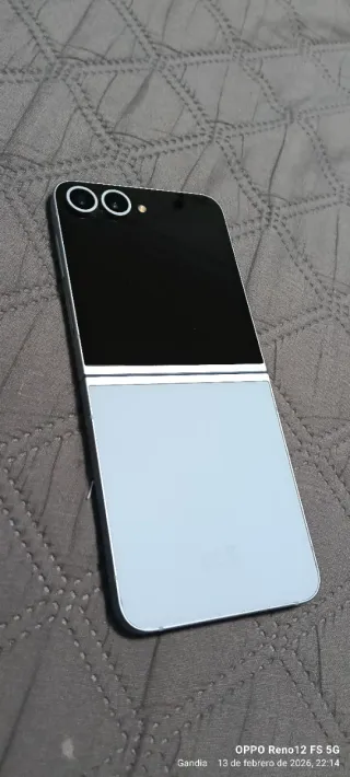 Samsung Galaxy Z Flip6 Negro