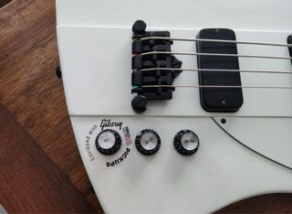 Epiphone Thunderbird Classic-IV Pro Alpine white