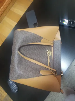 Bolso Michael Kors Grande Marrón y Dorado