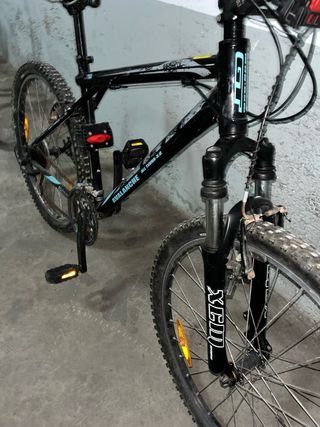 Bicicleta GT Avalanche All Terra 3.0