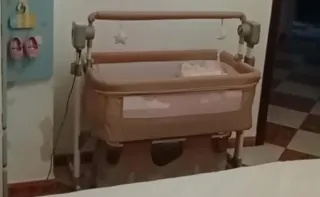 Cuna eléctrica para bebé