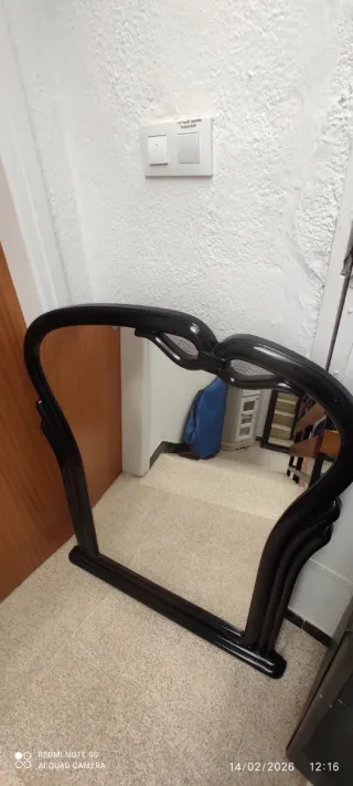 Espejo de pared negro
