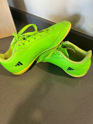 Botas fútbol sala Adidas Talla 34 Verde Flúor