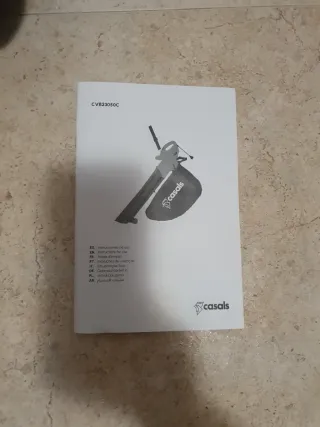 Sopladora de hojas y aspiradora 2 en 1 con cable.