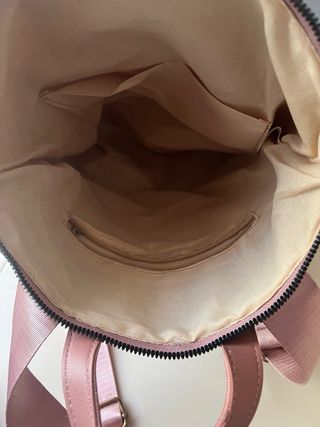 Mochila rosa acolchada