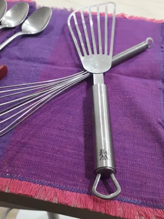 Set di posate e utensili da cucina